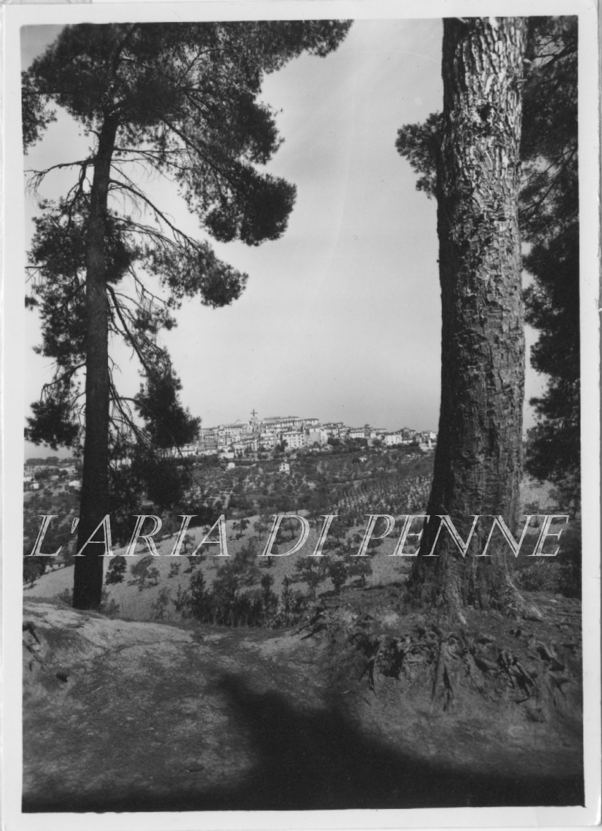 Penne vista dal Cimitero - met anni '50