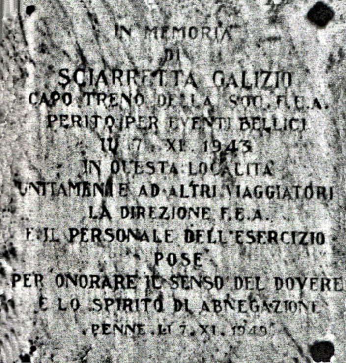 Lapide posta all'ingresso della galleria di Collatuccio